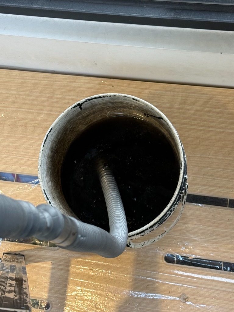 防黴消毒與廢水引流