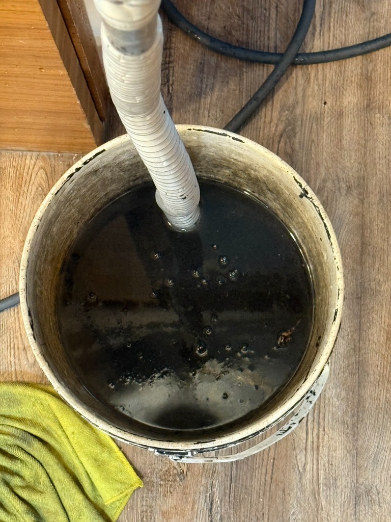 清洗廢水對比 清洗後